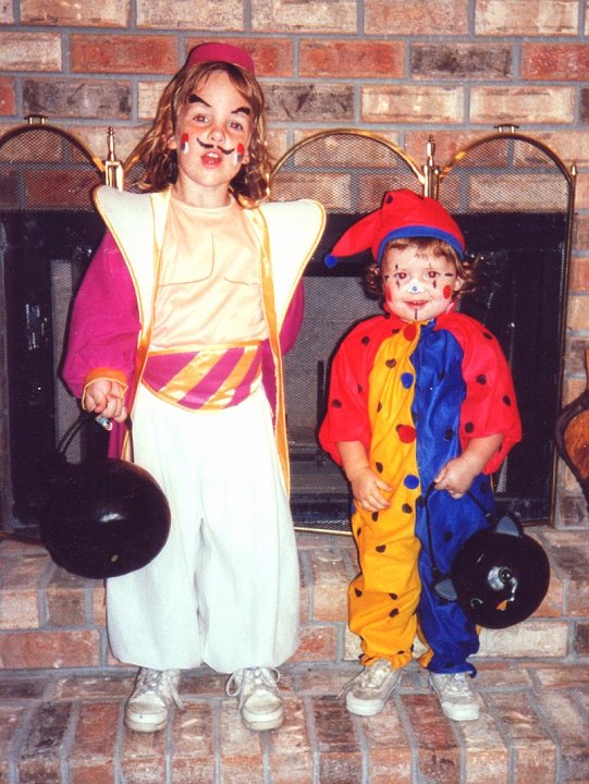 1994_10_H&E1.jpg - Halloween 1994