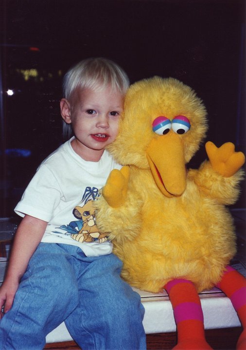 1995_10.jpg - 1995 - Steph and Big Bird